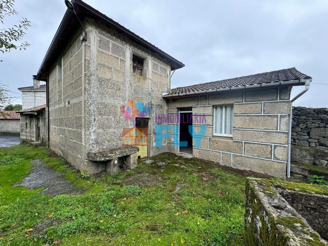 Vista exterior de Casa o xalet en venda en Vilar de Barrio amb Calefacció