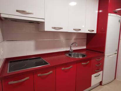 Kitchen of Flat to rent in Salamanca Capital  with Balcony