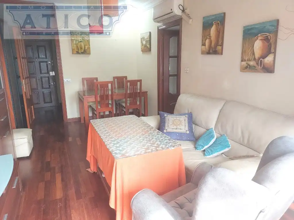 Sala de estar de Piso en venta en  Sevilla Capital con Aire acondicionado y Terraza