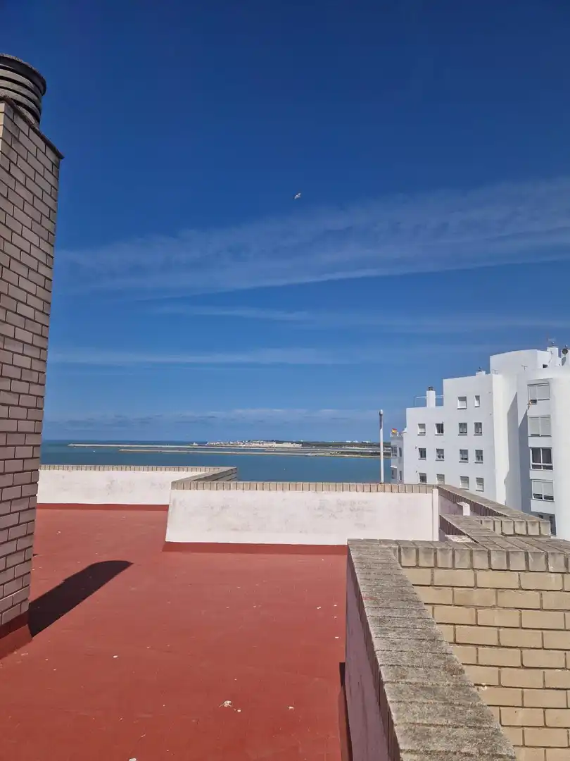 Flat with terrace for sale in Valdelagrana, imagen 15