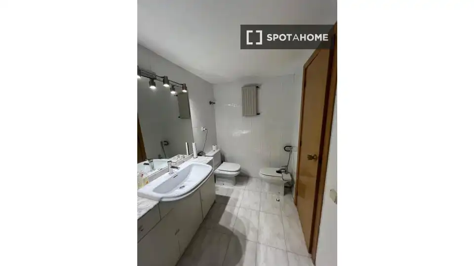 Flat for rent in Centre