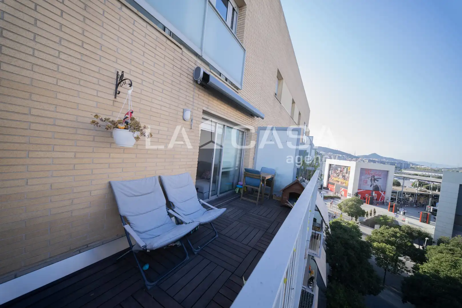 Terrassa de Dúplex en venda en Barcelona amb Terrassa, Piscina i Balcó