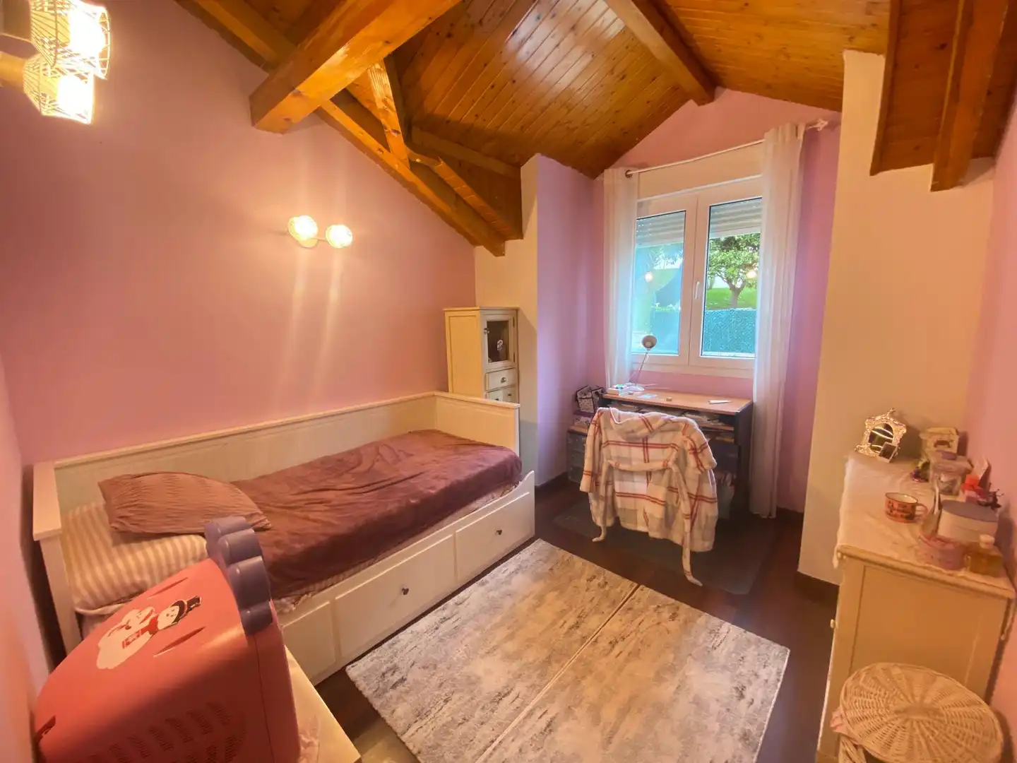 Bedroom of Detached homes for sale in Castro-Urdiales  with Heating, Private garden and Parquet flooring