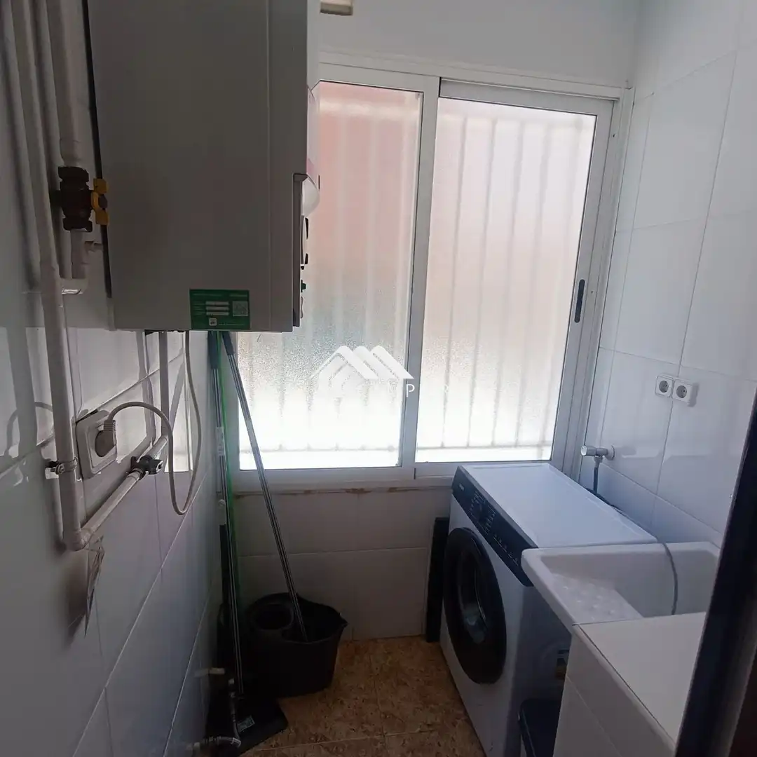 Habitación de Piso en venta en Albacete con Calefacción, Trastero y Amueblado