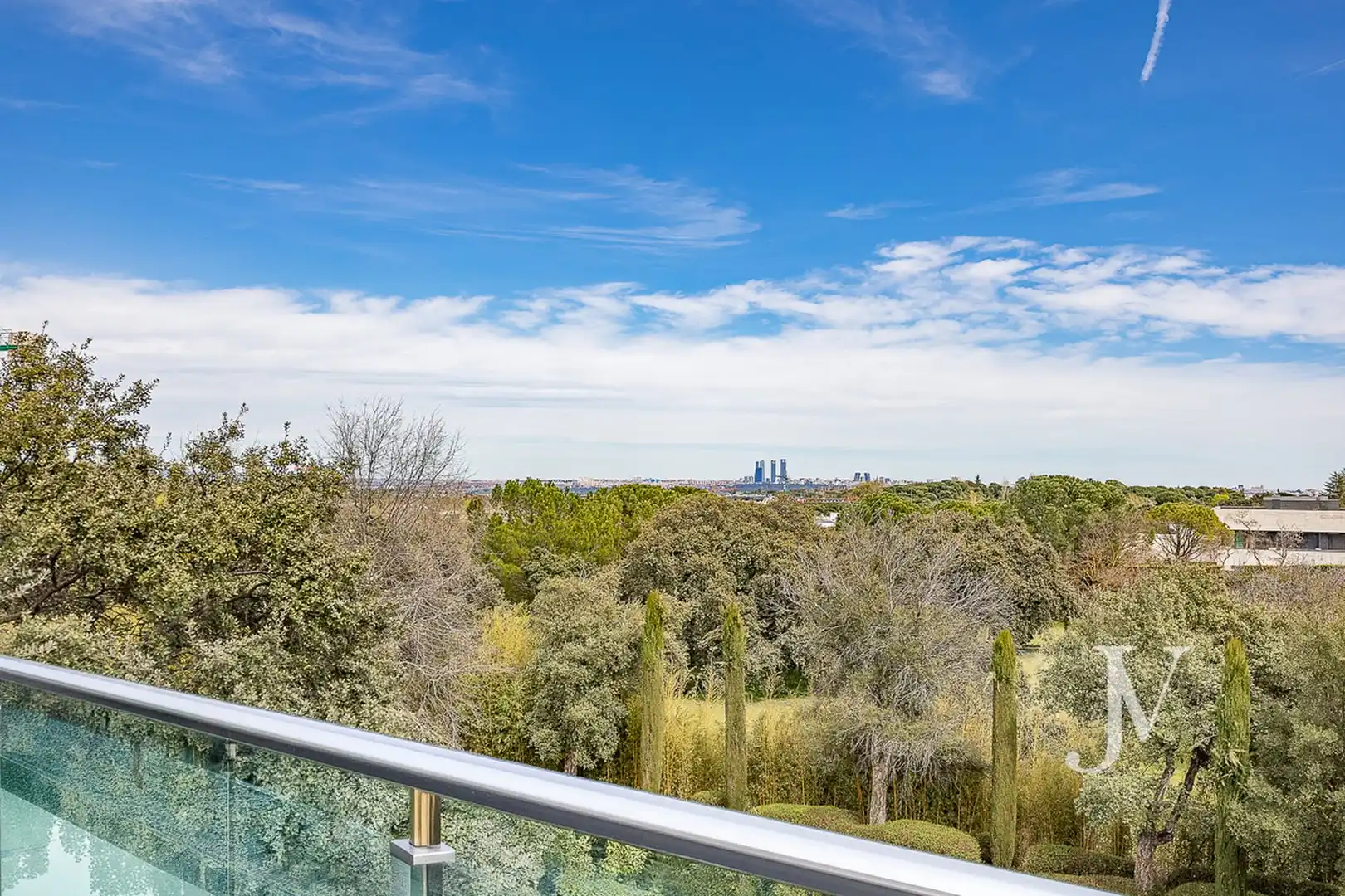 Terrassa de Casa o xalet en venda en Pozuelo de Alarcón amb Aire condicionat, Calefacció i Jardí privat