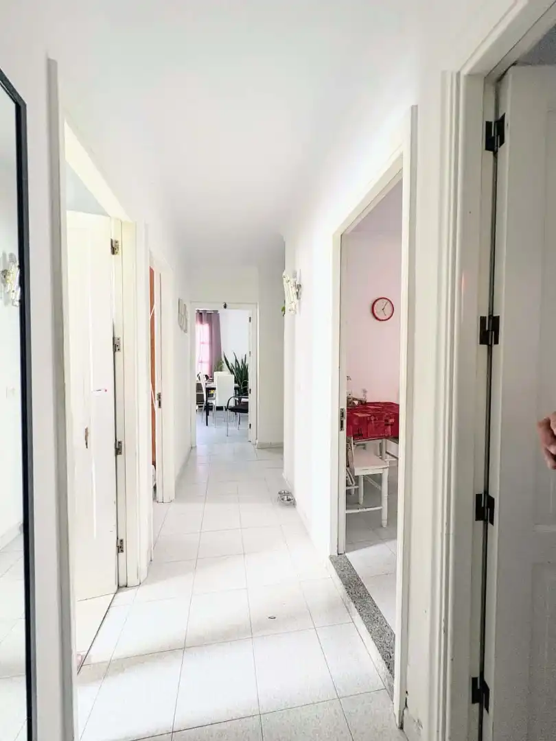 Casa aparellada en venda a Calle Argentina, imagen 3