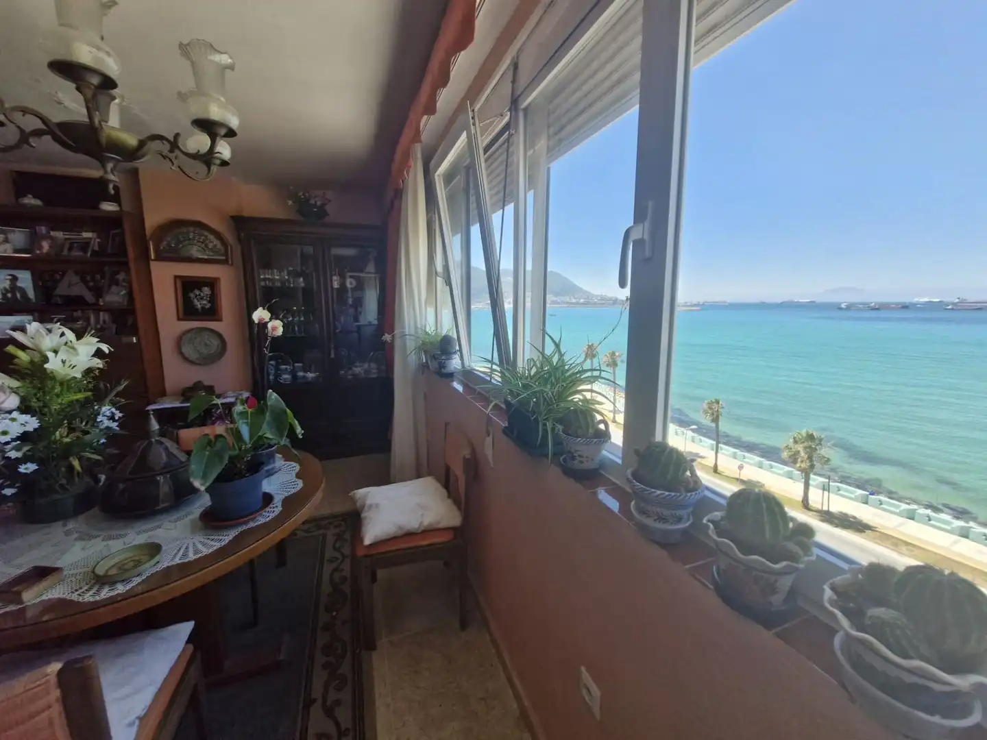 Terrasse von Wohnung zum Verkauf in La Línea de la Concepción mit Terrasse und Möbliert