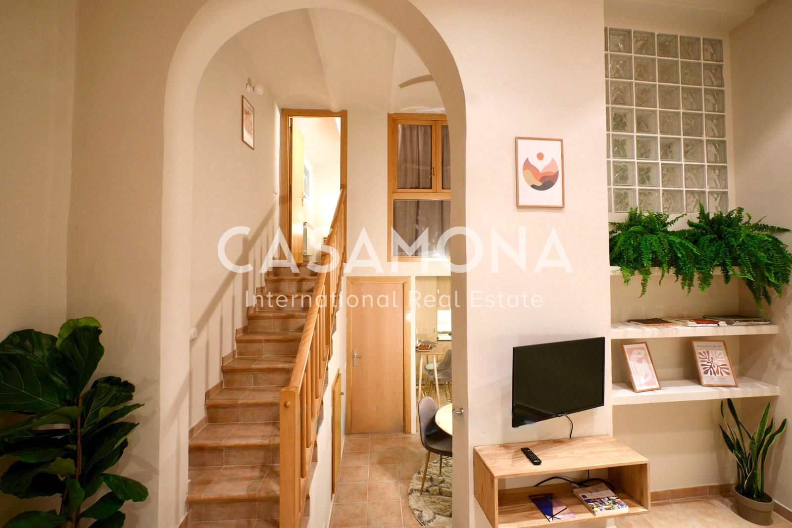 Duplex to rent in  Barcelona Capital  with Air Conditioner, Heating and Furnished