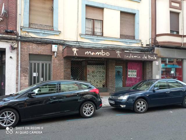 Local comercial en Alquiler en Calle Conde Guillen 14 Bajo 24001 Leon en Centro Ciudad