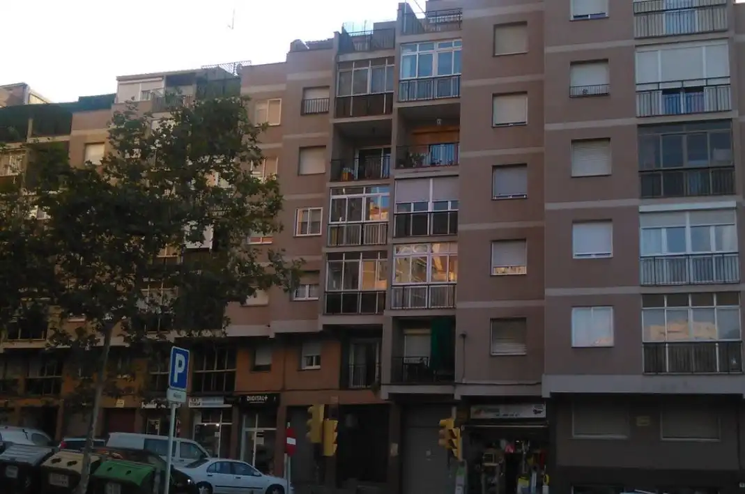 Pis en venda a SANSON, La Salut