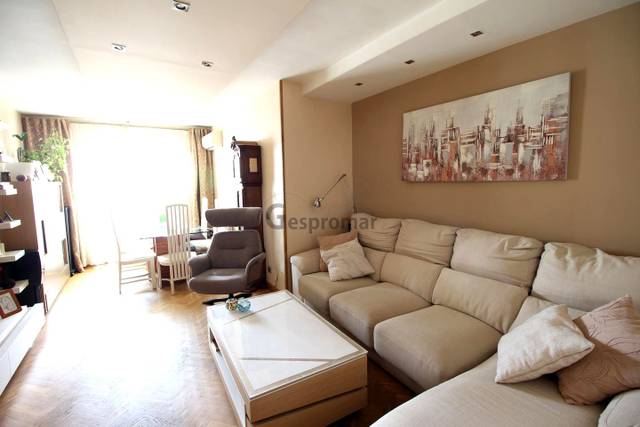 Piso en Venta en De Fermín Caballero en Peñagrande