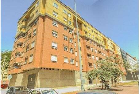 Vista exterior de Piso en venta en Castellón de la Plana / Castelló de la Plana con Aire acondicionado, Calefacción y Trastero
