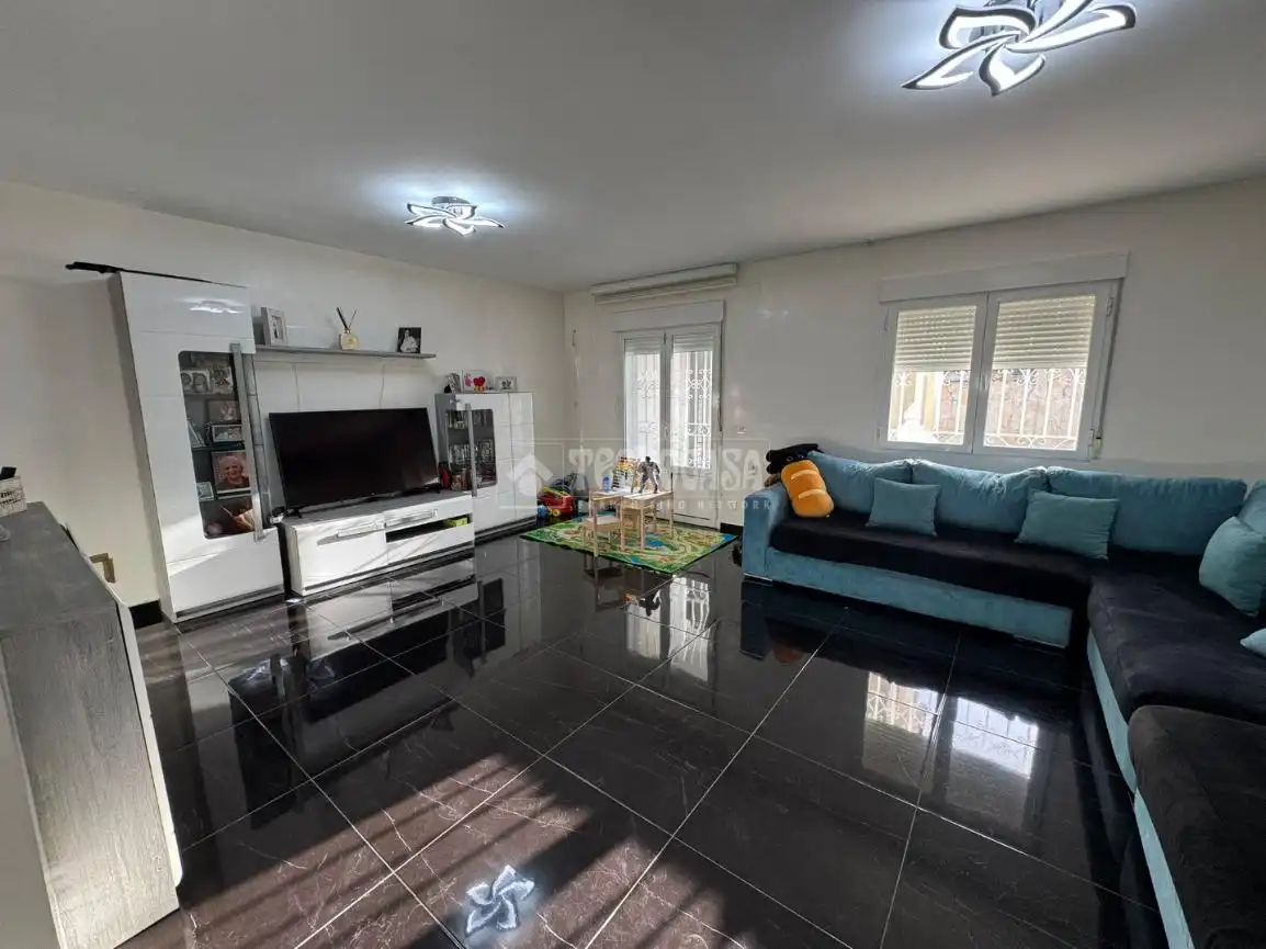 Semi-detached house with pool for sale in Morata de Tajuña, imagen 12