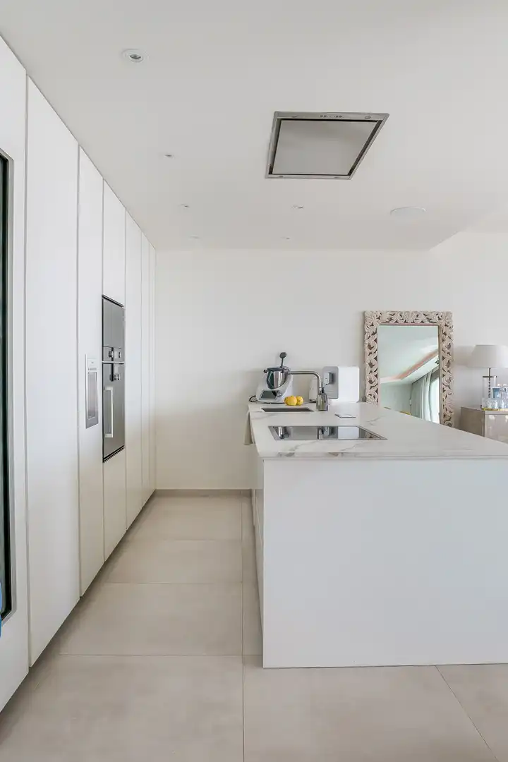 Apartament amb piscina en venda a Nueva Andalucía, imagen 53