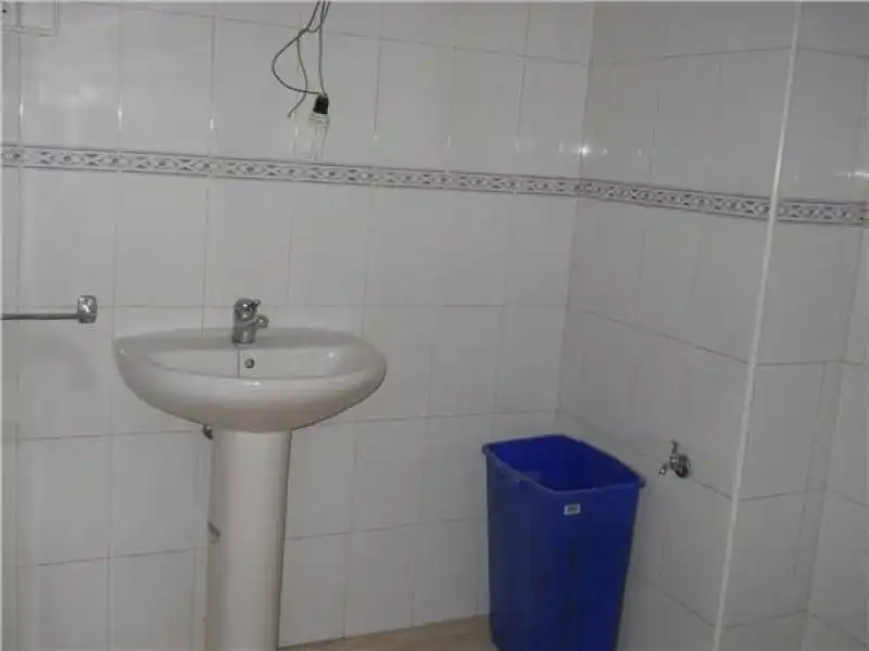 Bany de Local de lloguer en Norte