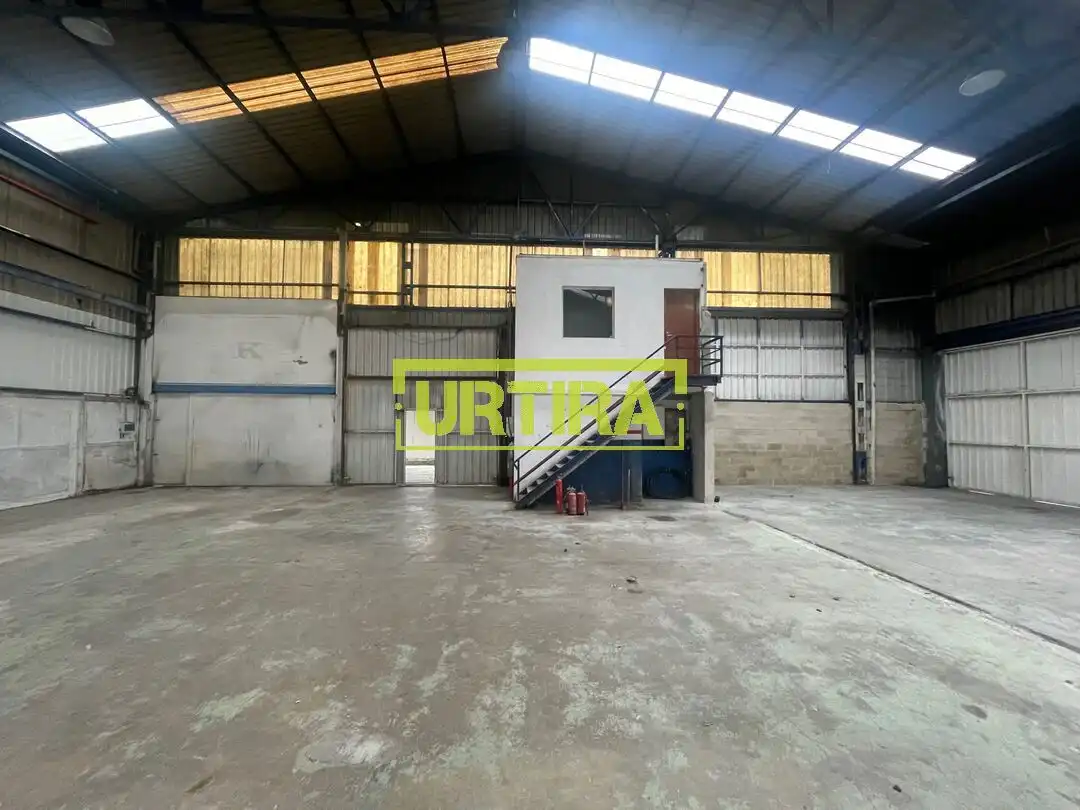 Nave industrial de alquiler en Irura