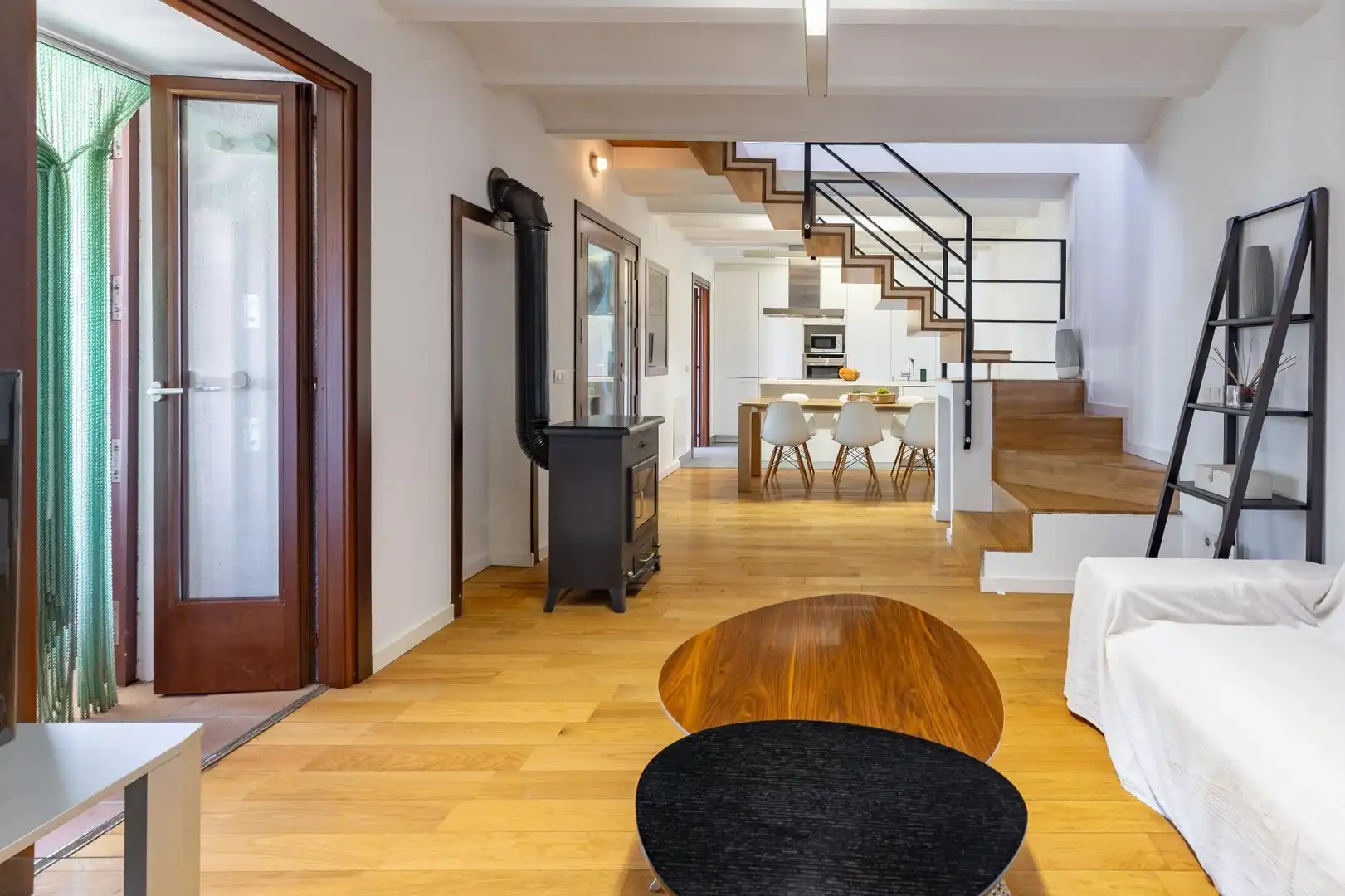 Sala de estar de Casa adosada en venta en Enguera con Calefacción, Terraza y Trastero