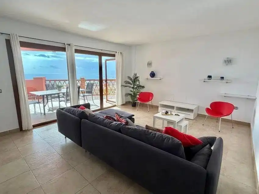 Wohnzimmer von Maisonette zum Verkauf in Fuengirola mit Klimaanlage, Privatgarten und Terrasse