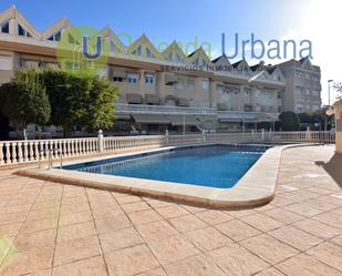 Vista exterior de Casa adosada en venda en Elche / Elx amb Terrassa, Piscina i Balcó