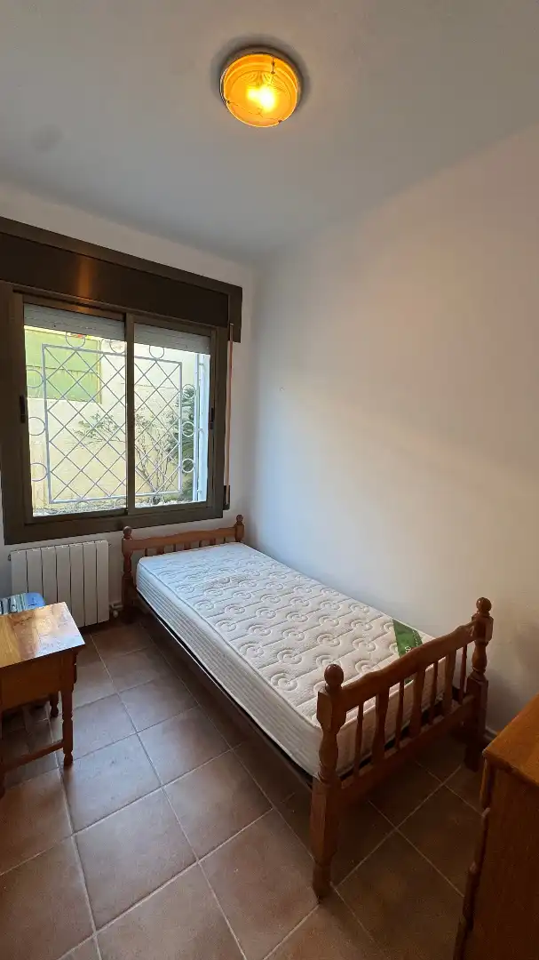 Habitación de Casa o chalet en venta en Torredembarra con Aire acondicionado, Calefacción y Jardín privado