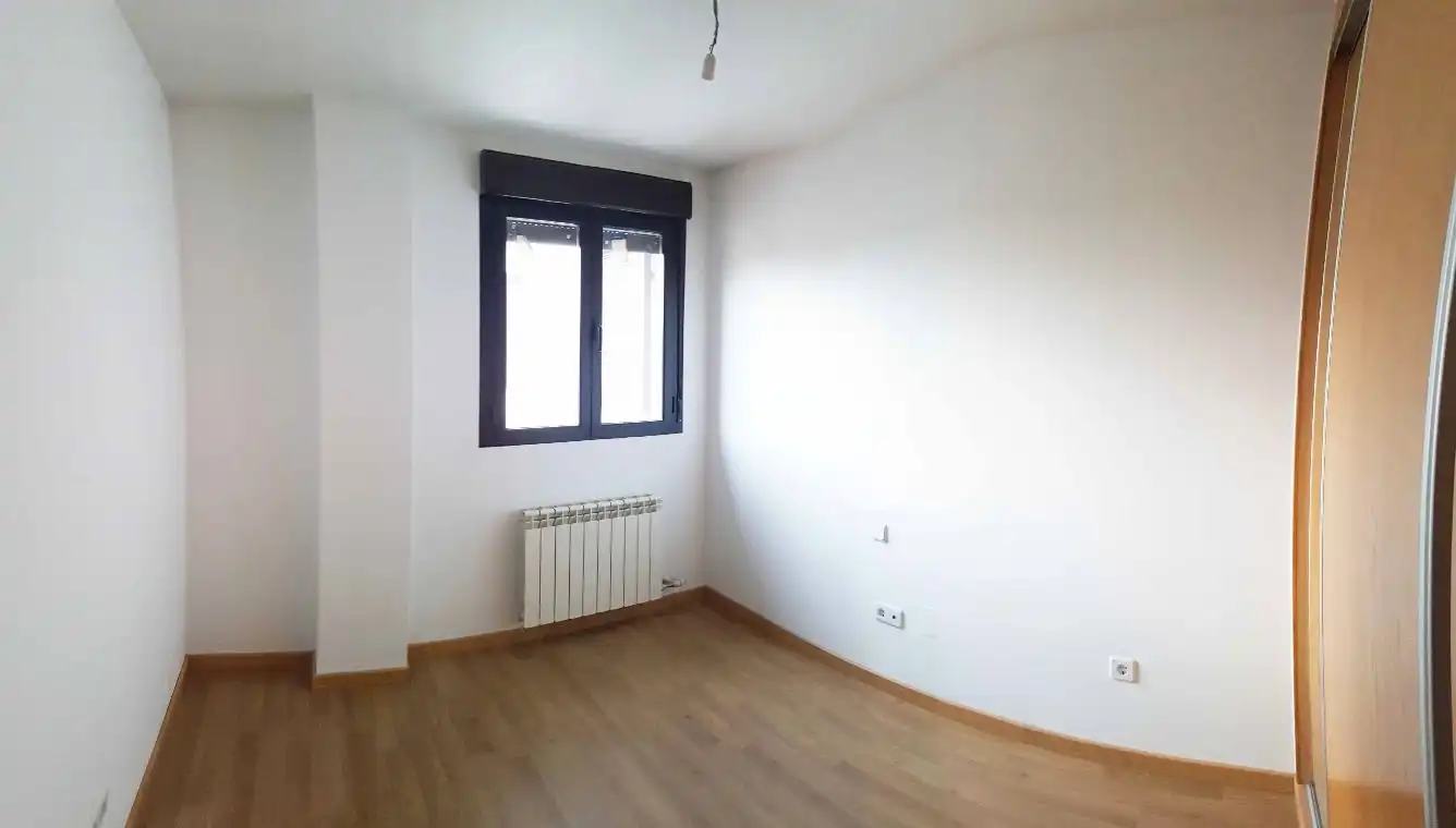 Dachboden mieten mit Kaufoption in Calle Mayor, 13, Tudela de Duero