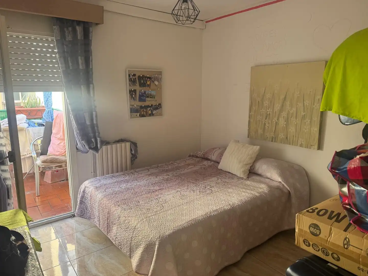 Dormitori de Àtic en venda en Salt amb Calefacció i Terrassa