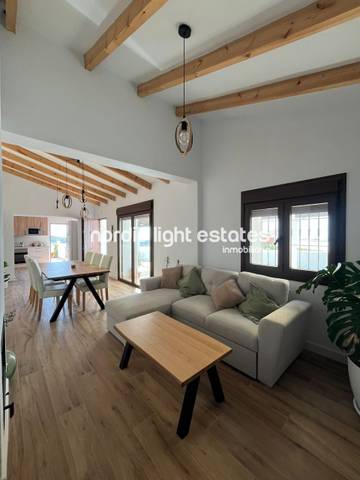 Casa-chalet en Alquiler en El Limonar