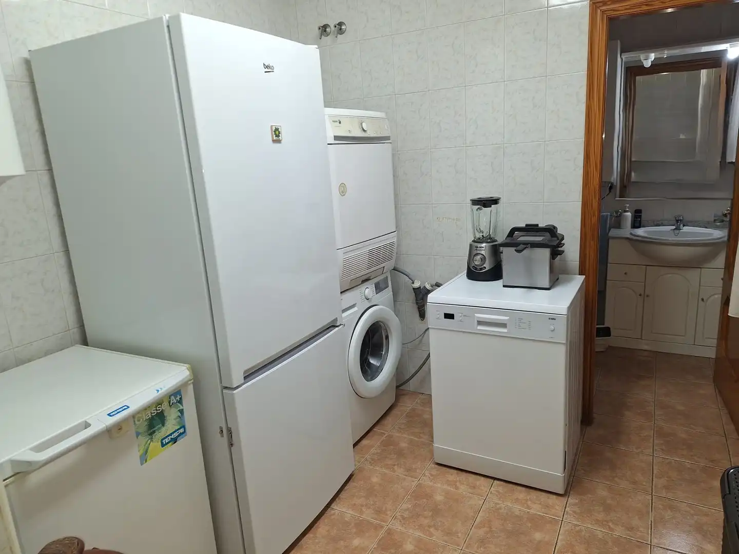 Kitchen of Houses for sale in San Vicente del Raspeig / Sant Vicent del Raspeig  with Air Conditioner, Terrace and Storage room