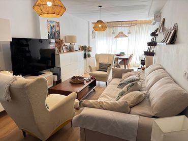 Villa con balcone in vendita a SP-2 SANTANGELO NORTE