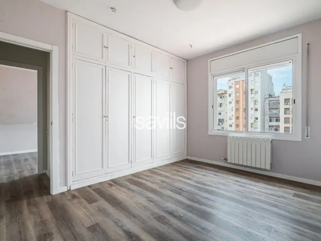 Habitación de Apartamento en venta en Barcelona con Aire acondicionado, Horno y Balcón