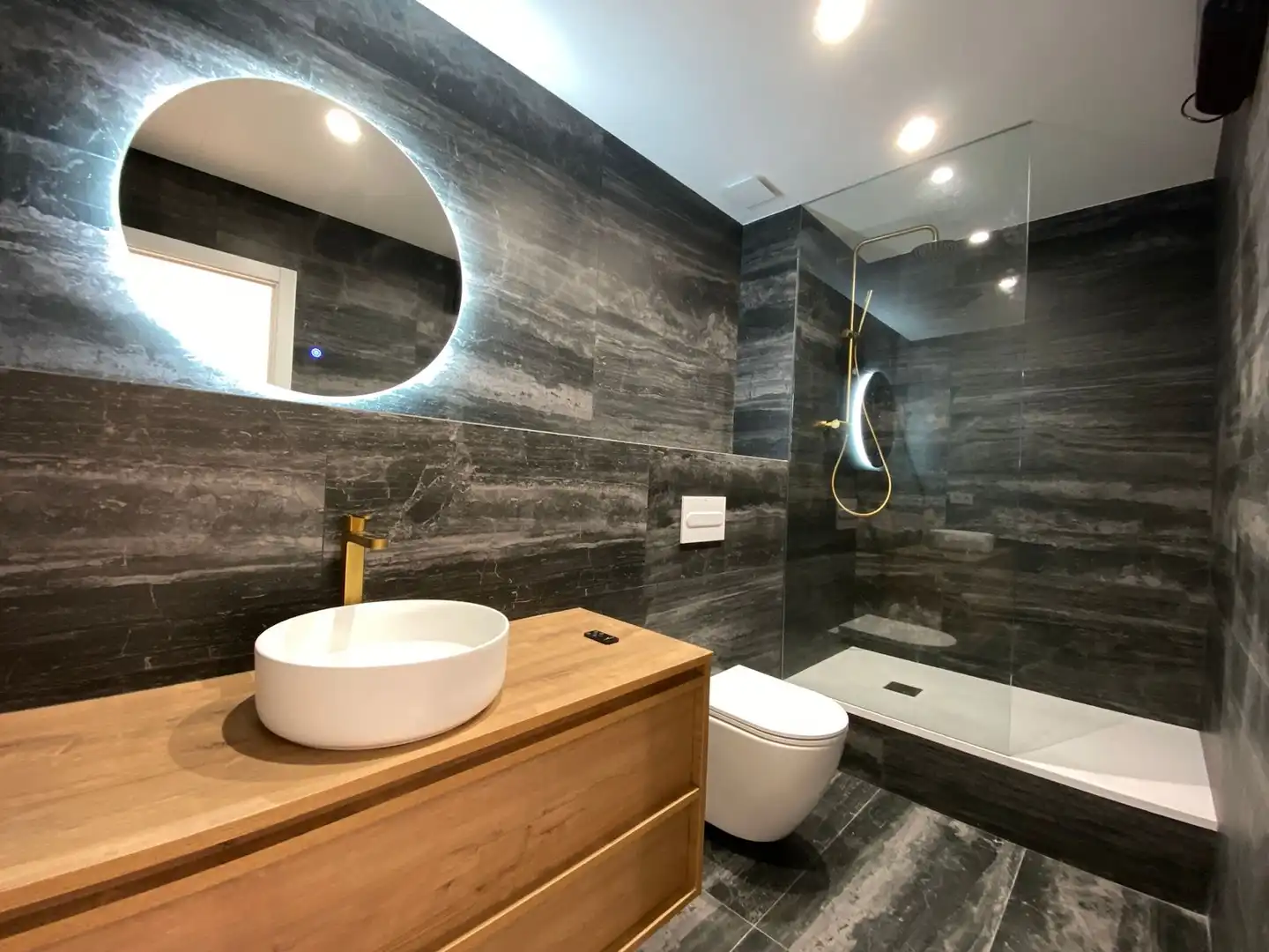 Baño de Piso en venta en Barcelona con Aire acondicionado, Calefacción y Parquet