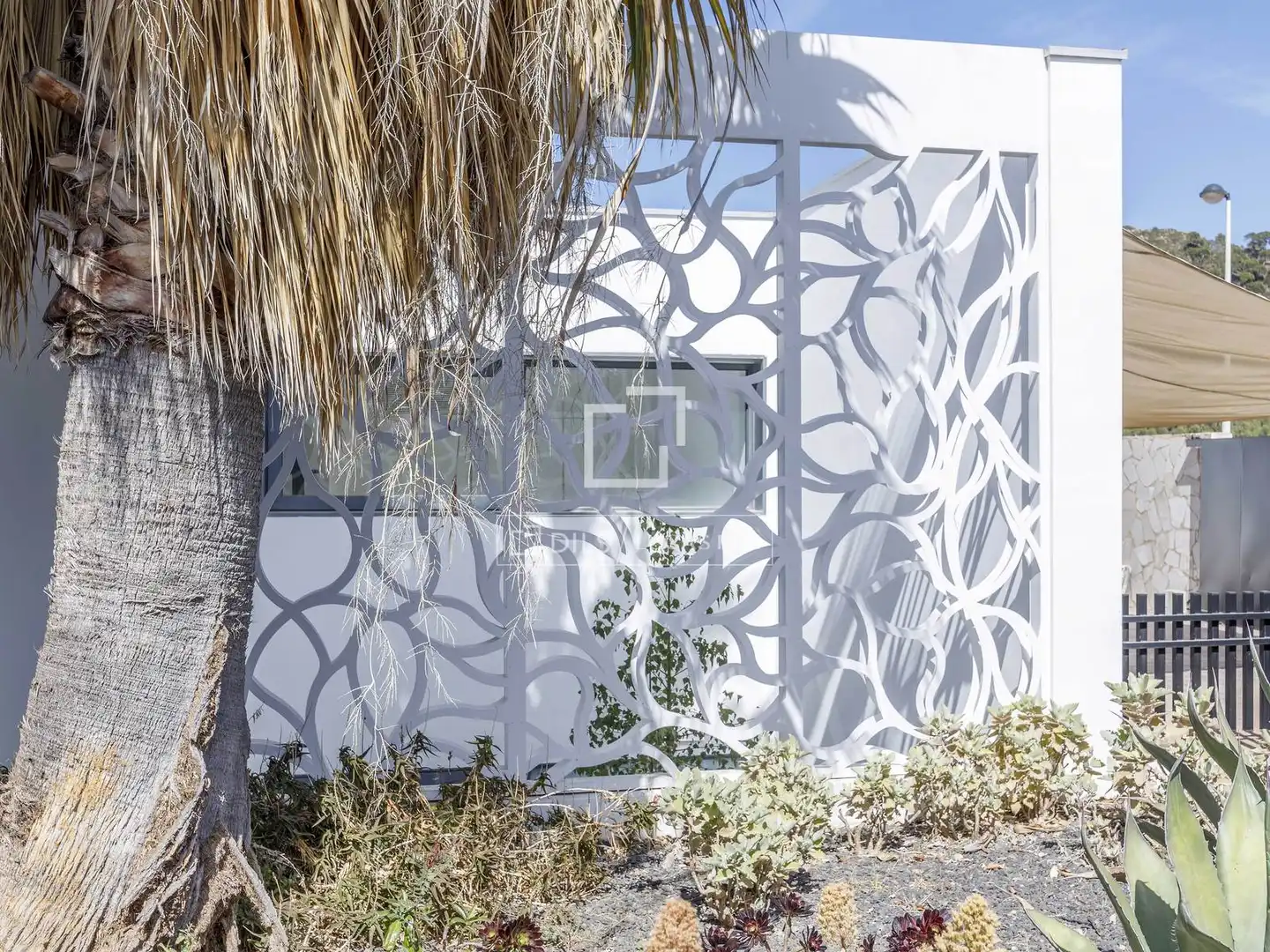 Exterior view of Houses for sale in Sagunto / Sagunt  with Air Conditioner, Parquet flooring and Swimming Pool