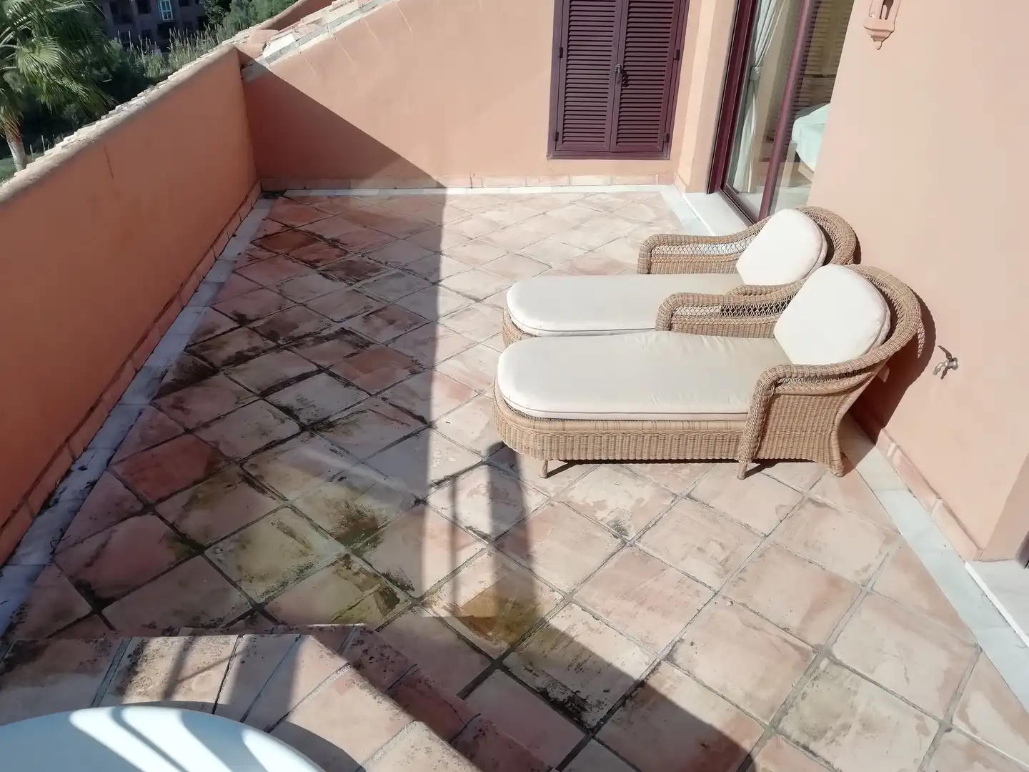 Terrasse von Maisonette zum Verkauf in Marbella mit Klimaanlage, Terrasse und Abstellraum
