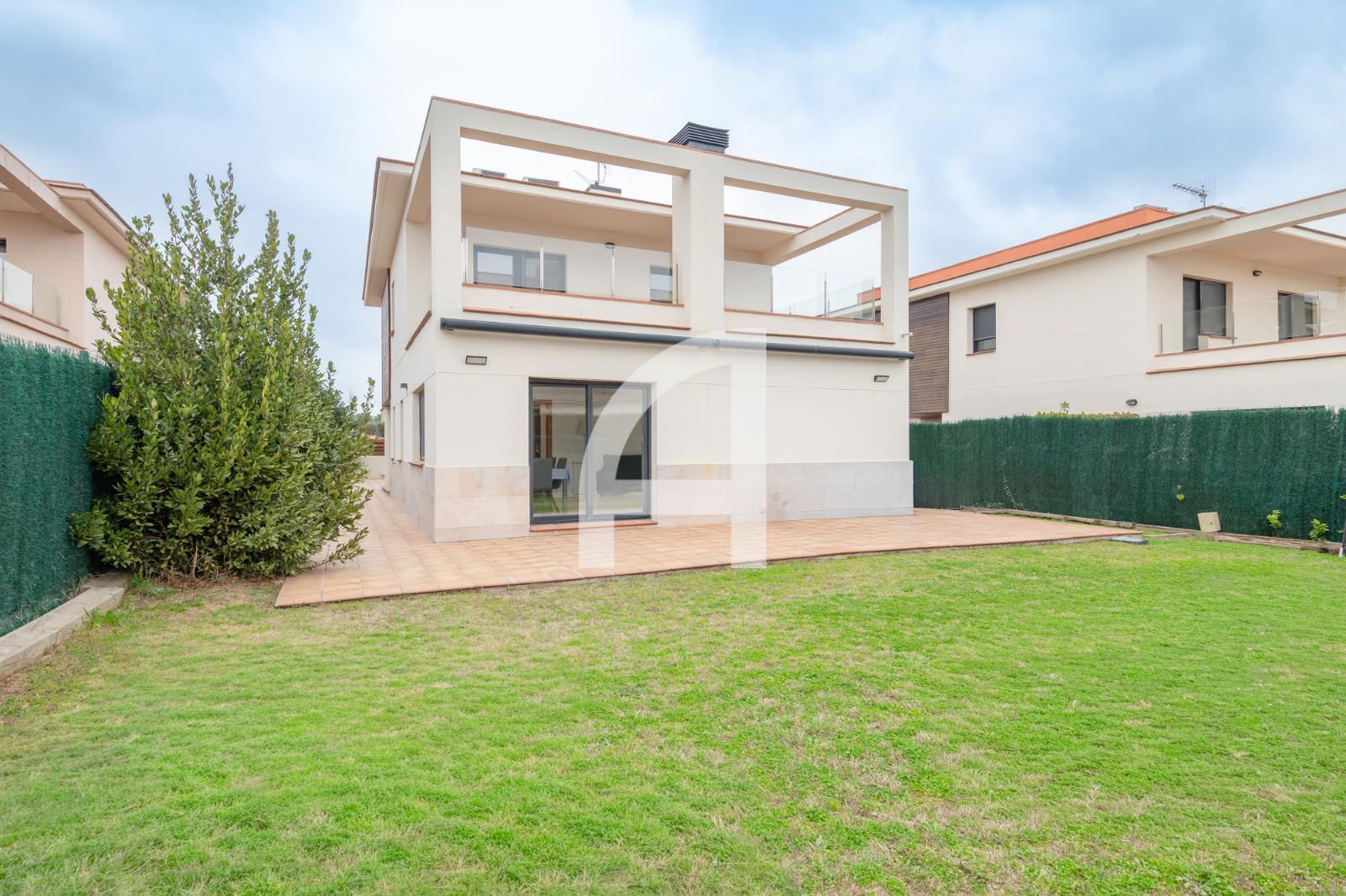 Vista exterior de Casa o chalet en venta en Sant Julià de Ramis con Aire acondicionado, Calefacción y Jardín privado