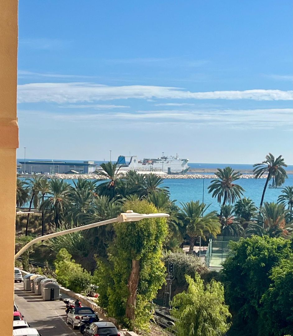 Exterior view of Flat for sale in Alicante / Alacant  with Air Conditioner, Parquet flooring and Furnished