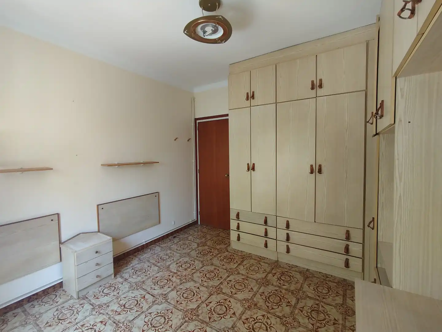Bedroom of Flat for sale in Barcelona  with Air Conditioner, Heating and Balcony
