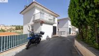 Exterior view of House or chalet for sale in Gójar  with Heating, Private garden and Terrace