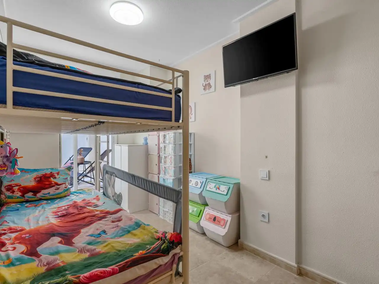 Dormitori de Apartament en venda en Alicante / Alacant amb Aire condicionat, Calefacció i Terrassa