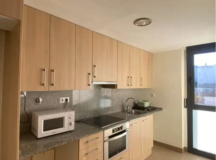 Cocina de Dúplex en venta en Rubí con Calefacción, Terraza y Horno
