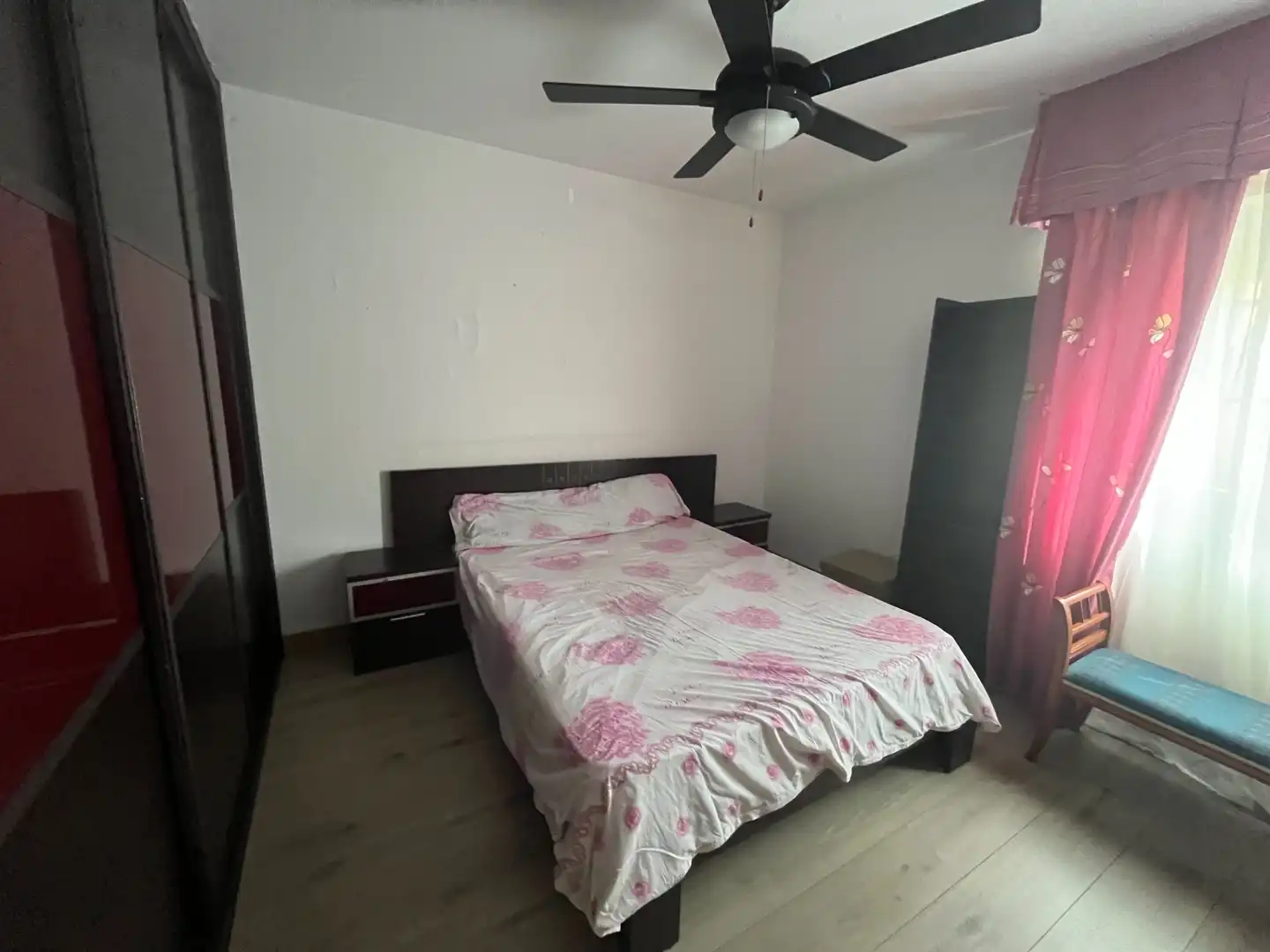 Bedroom of Flat for sale in Velilla de San Antonio  with Heating and Terrace