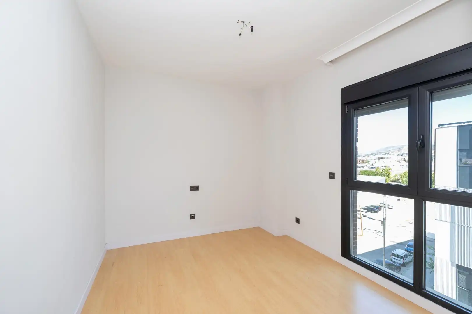 Piso con terraza en venta en Avenida de la Ilustración, imagen 27