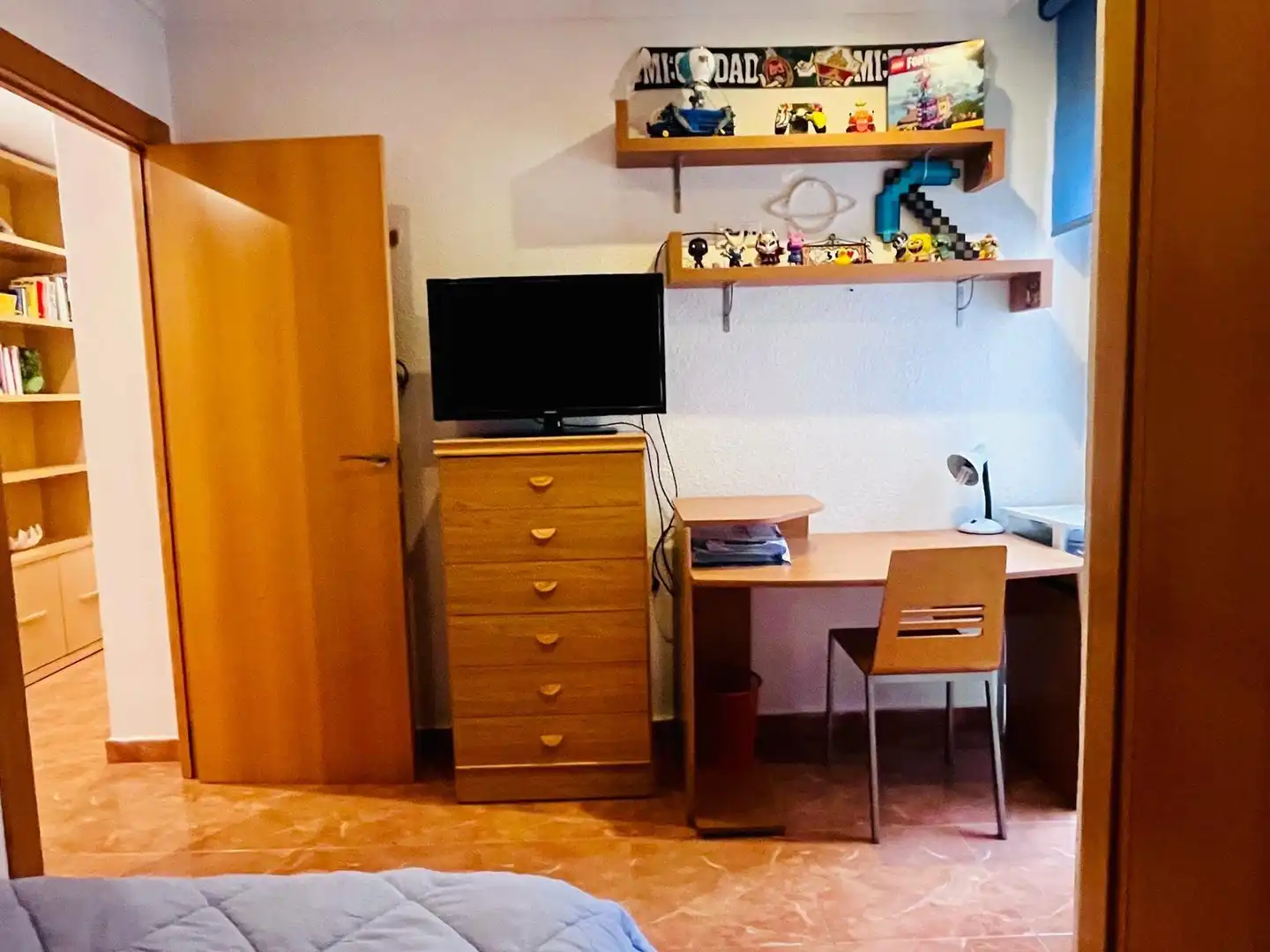 Habitación de Piso en venta en Elche / Elx con Aire acondicionado
