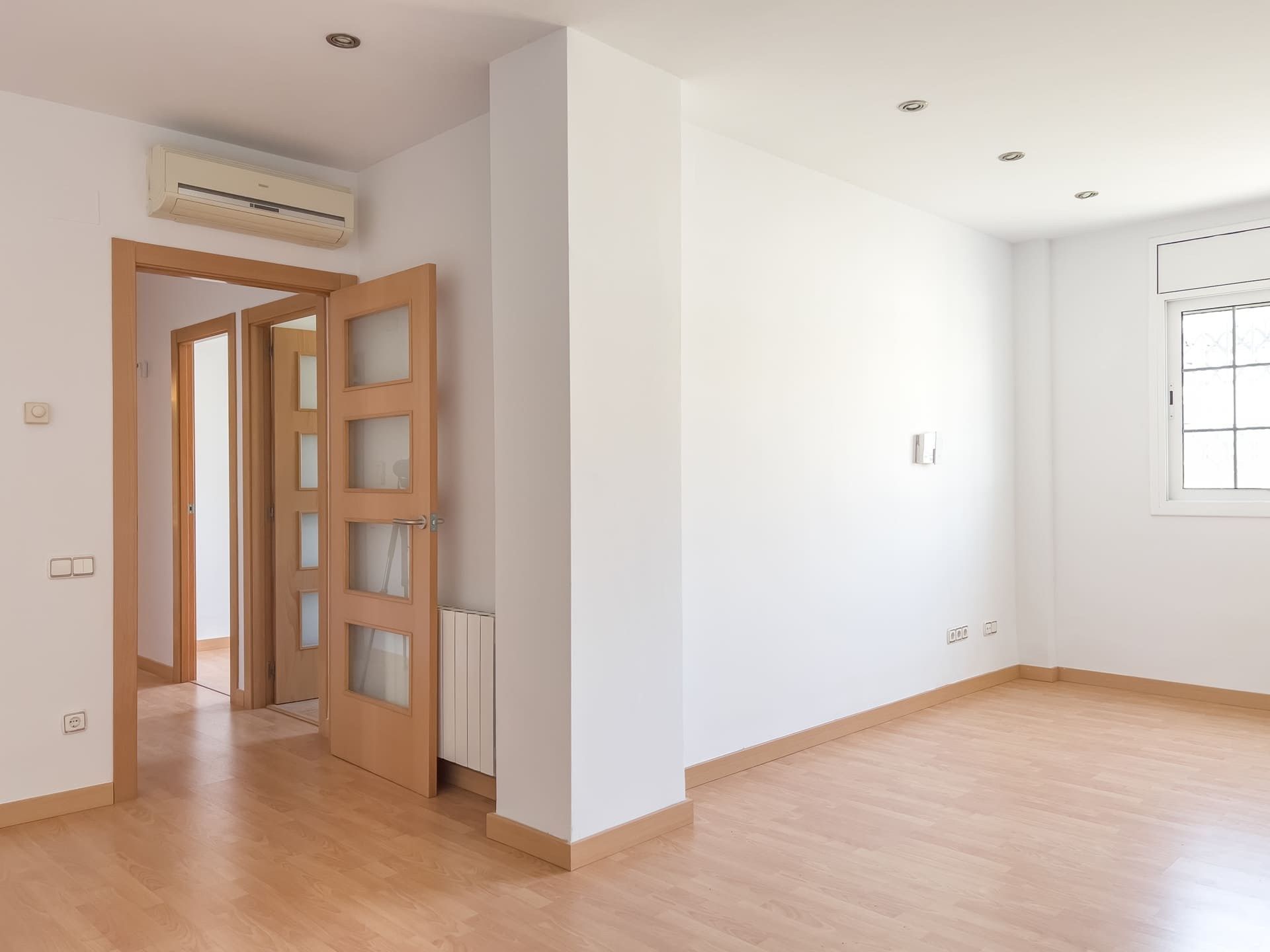 Flat for sale in Badalona  with Terrace