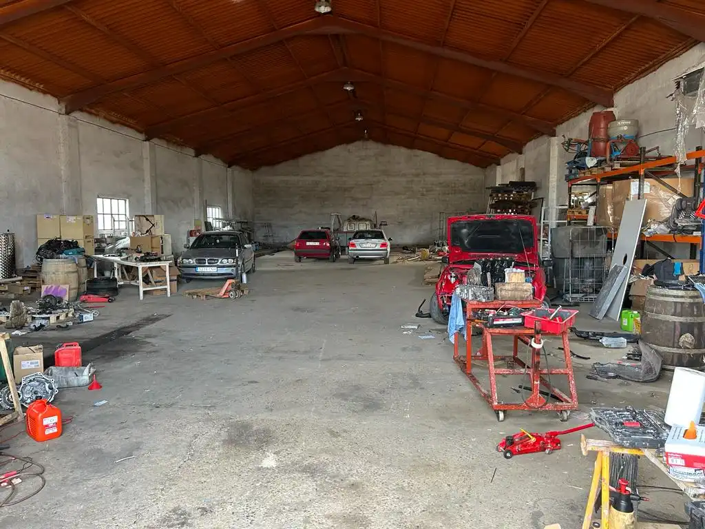 Parking de Nave industrial en venta en Lerma con Calefacción