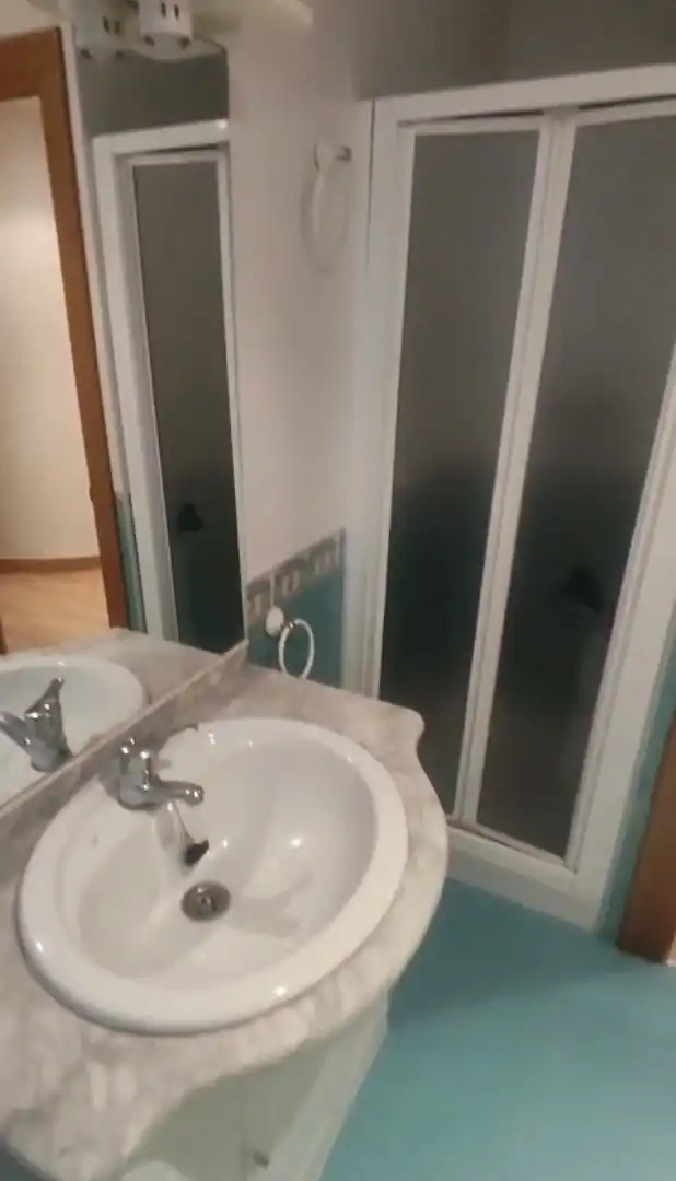 Baño de Piso de alquiler en Ponferrada con Amueblado