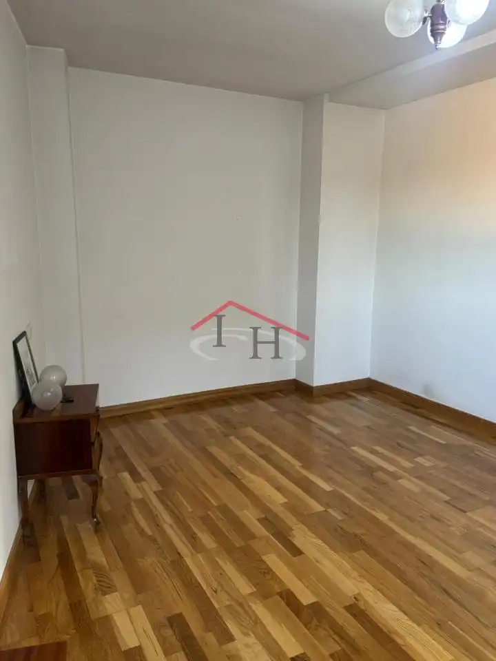 Wohnzimmer von Maisonette zum Verkauf in León Capital  mit Heizung, Parkett und Terrasse