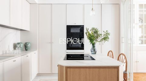 Foto 4 de Piso en venta en Españoleto, Almagro, Madrid Capital