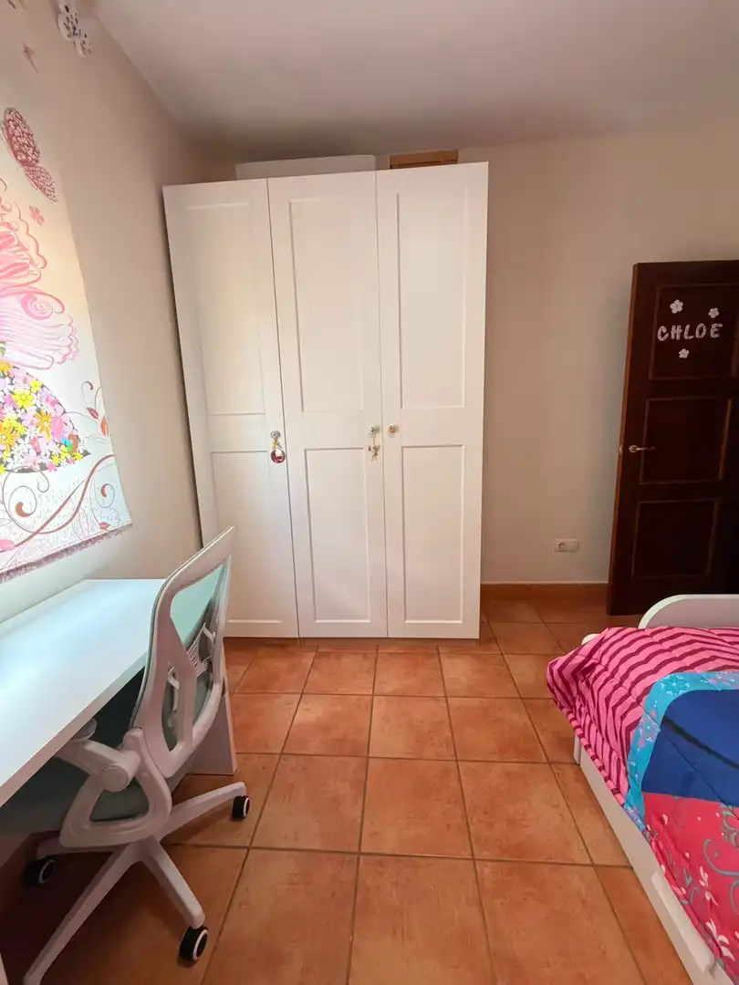 Dormitori de Casa o xalet en venda en Mairena del Alcor amb Aire condicionat, Terrassa i Traster