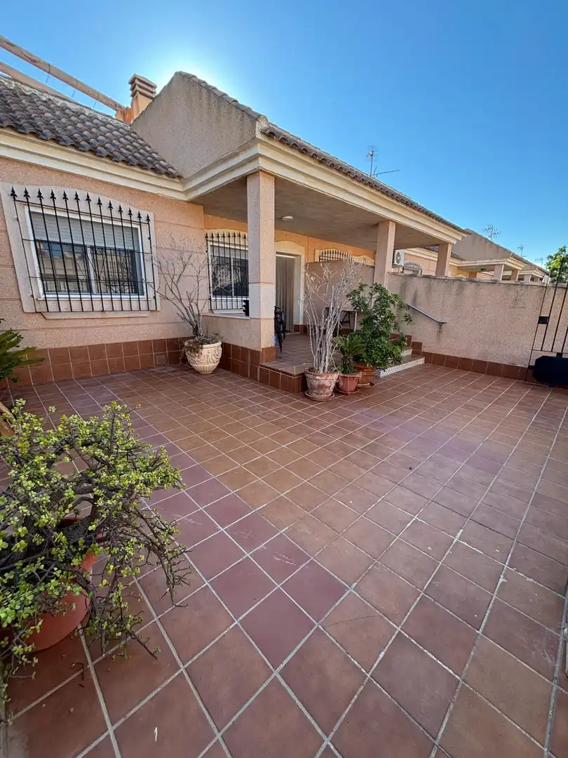 Casa aparellada amb jardí en venda a RAMOS CARRATALA-URRTIAS 97, imagen 3