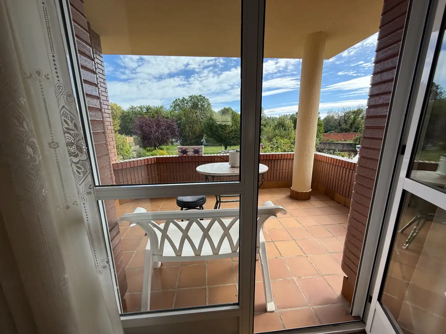 Terraza de Casa o chalet en venta en Llamas de la Ribera con Calefacción, Jardín privado y Parquet